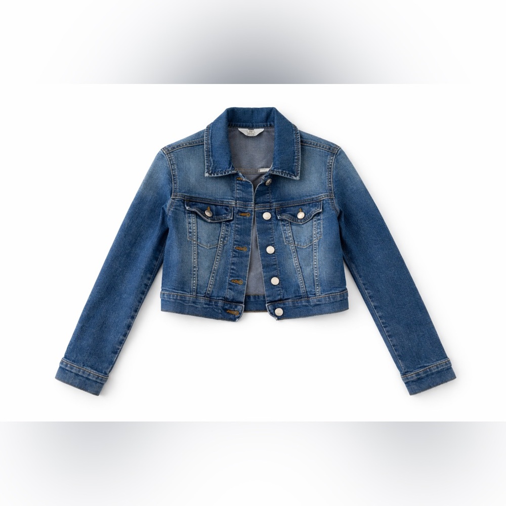 Size 10 - Kids Classic Blue Jean Jacket 🩵✨